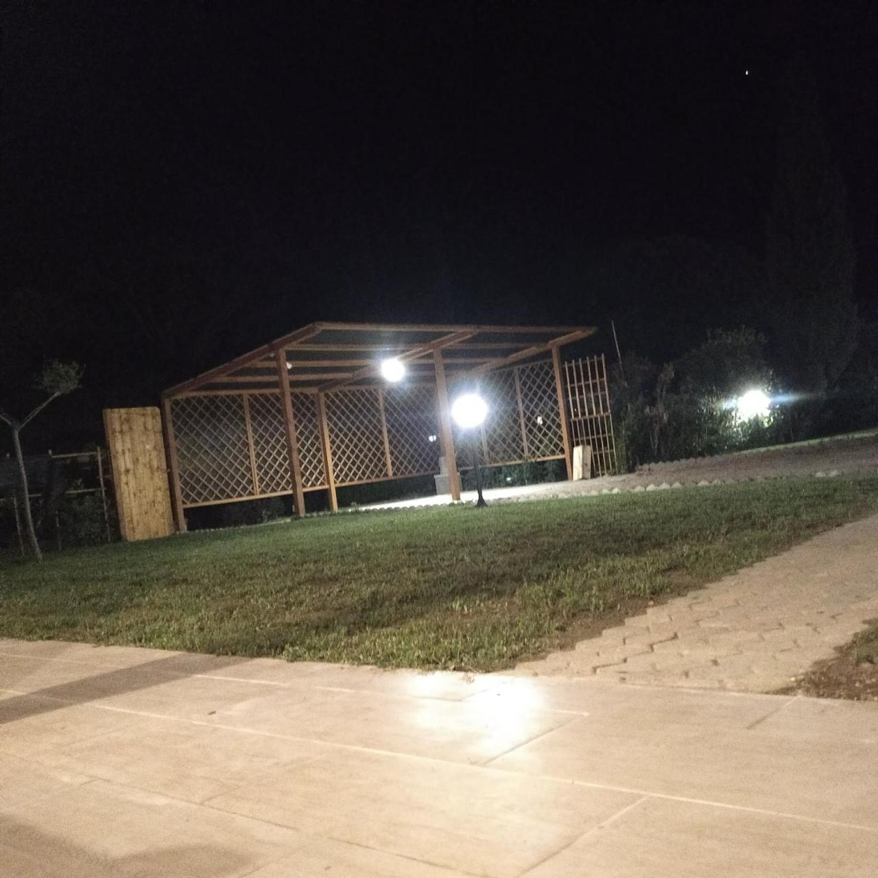 Oca Bianca Vila Pescia Romana Exterior foto
