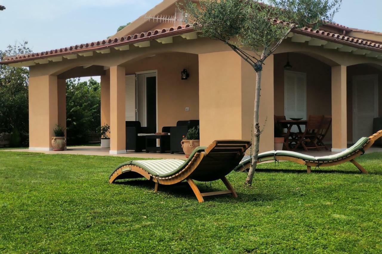 Oca Bianca Vila Pescia Romana Exterior foto